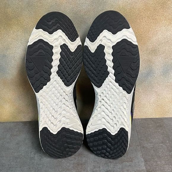 Nike Odyssey React 2 Shield BQ1672-002 Women's Black & Purple Running Shoe Sz 9M - Picture 16 of 16